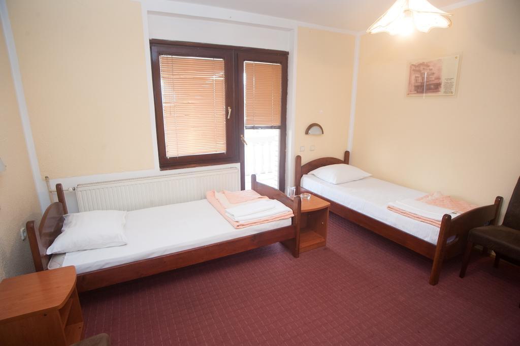 Hotel Extra Lion Md Ni Εξωτερικό φωτογραφία