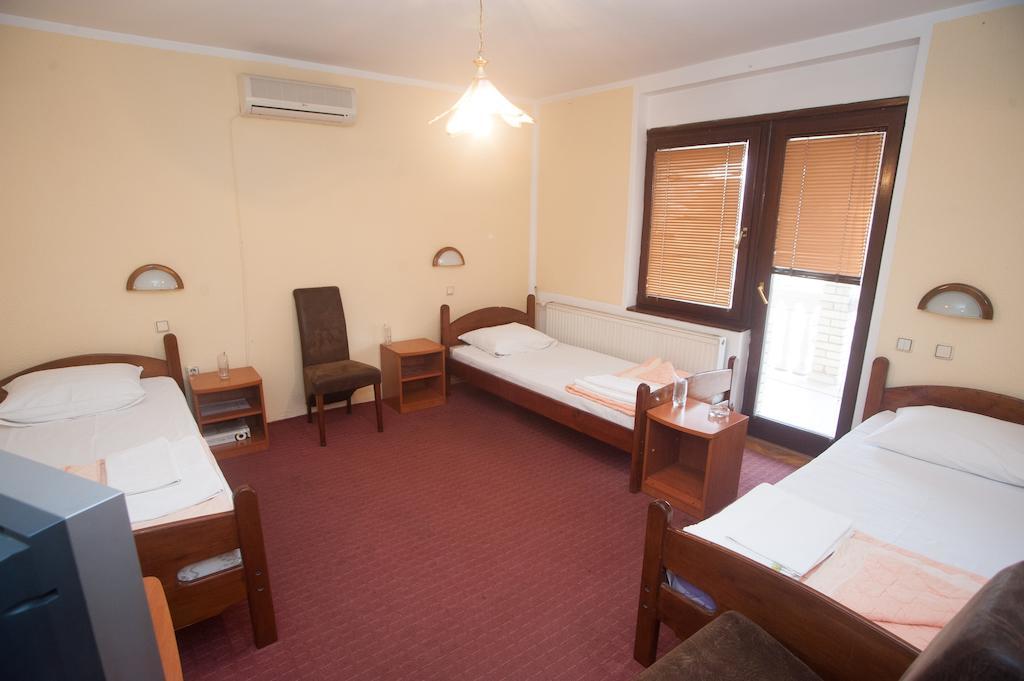Hotel Extra Lion Md Ni Δωμάτιο φωτογραφία