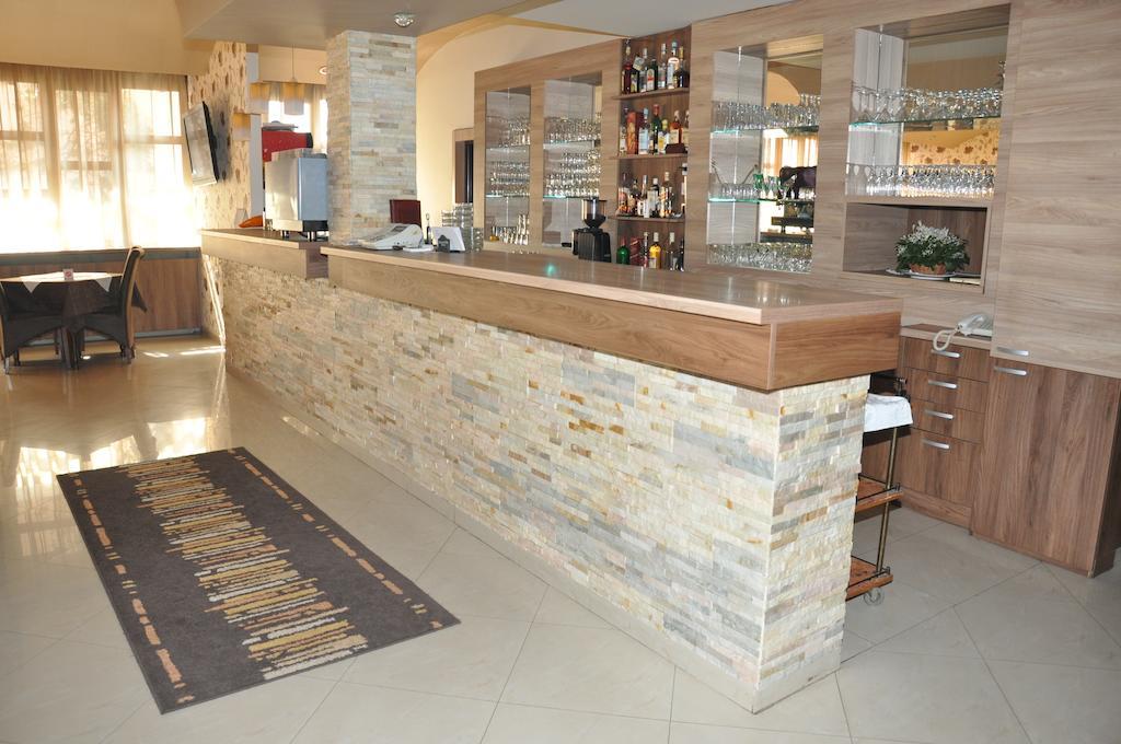 Hotel Extra Lion Md Ni Εξωτερικό φωτογραφία