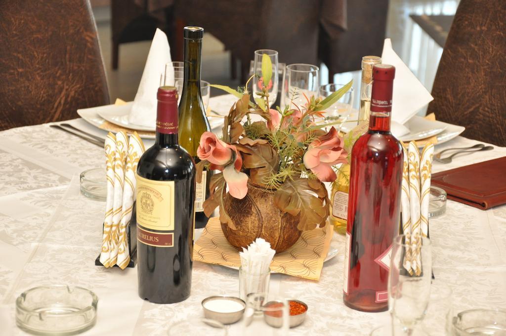 Hotel Extra Lion Md Ni Εξωτερικό φωτογραφία